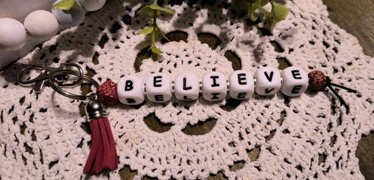 Letter Beads Keychain - BELIEVE/Red