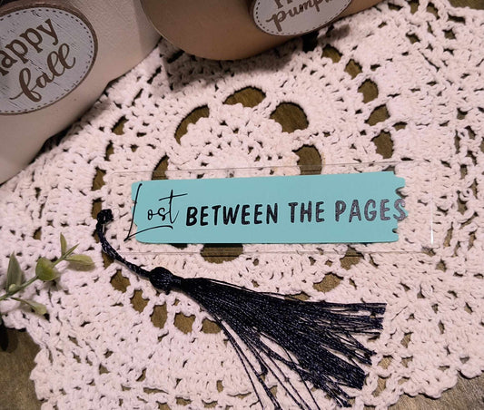 Bookmark - Lost Between the Pages